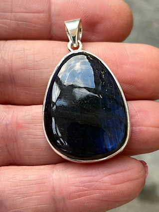 Labradorite Pendant from Silver Gemstone Pendants