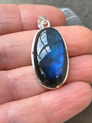 Labradorite Pendant from Silver Gemstone Pendants